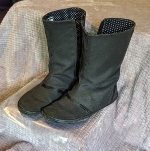 vivobarefoot tabi hi rain boot 43/11.5 womens